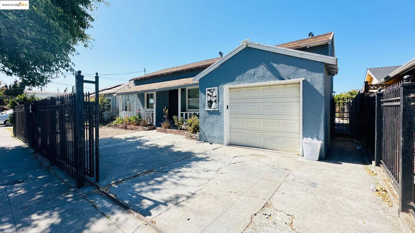 Property Photo: 1929 Lincoln Avenue CA 94801