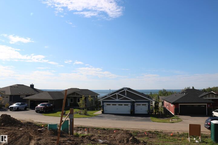 Property Photo: 617 55101 Ste Anne Trail AB T0E 1A1