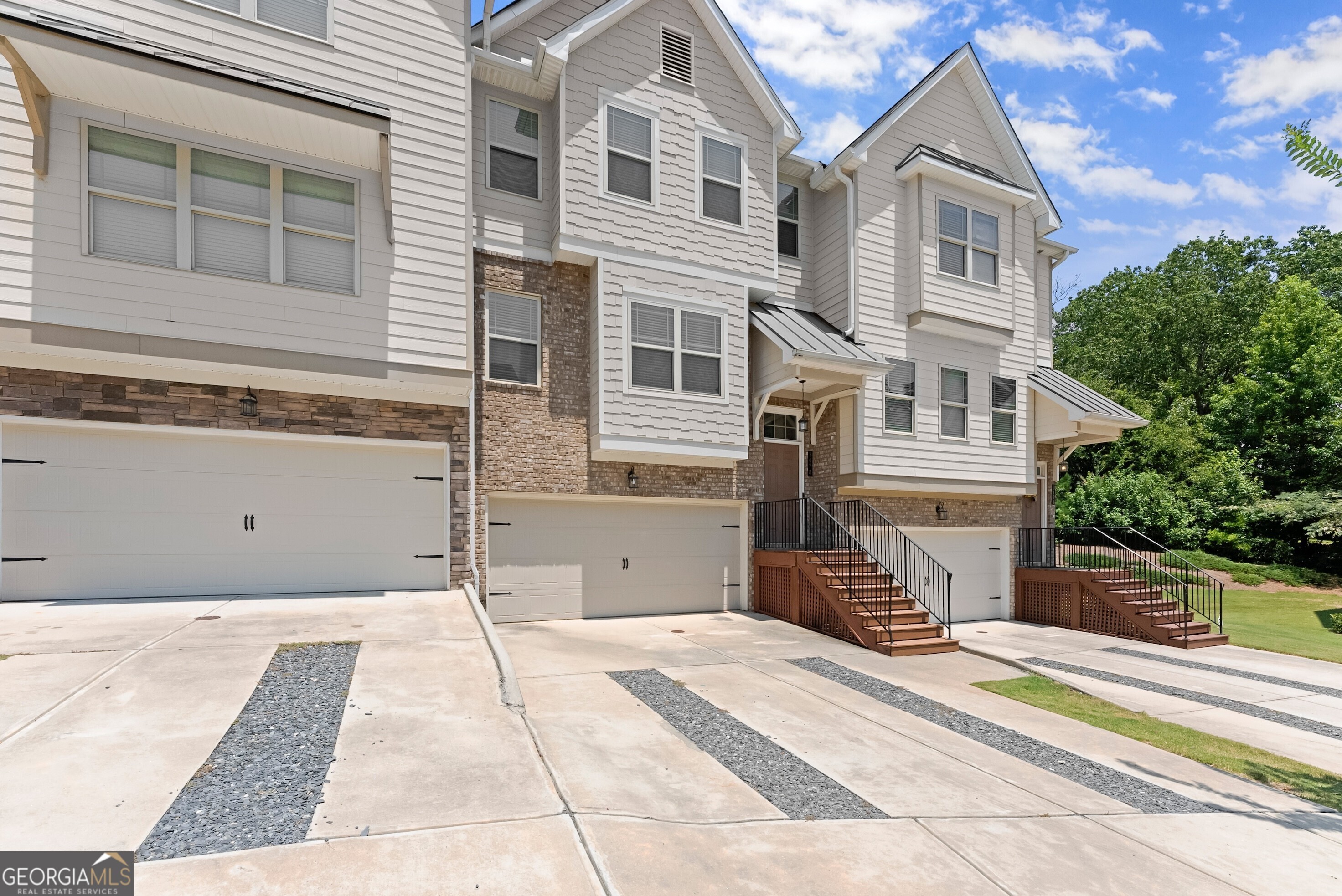 Property Photo: 3478 Abbey Way GA 30507