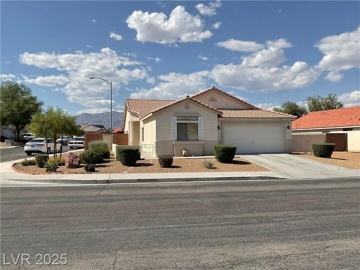 516 Country Hill Drive  North Las Vegas NV 89031 photo