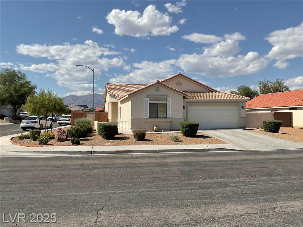 Property Photo: 516 Country Hill Drive NV 89031