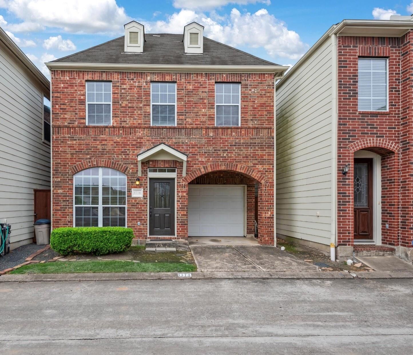 Property Photo:  1774 Aden Drive  TX 77003 