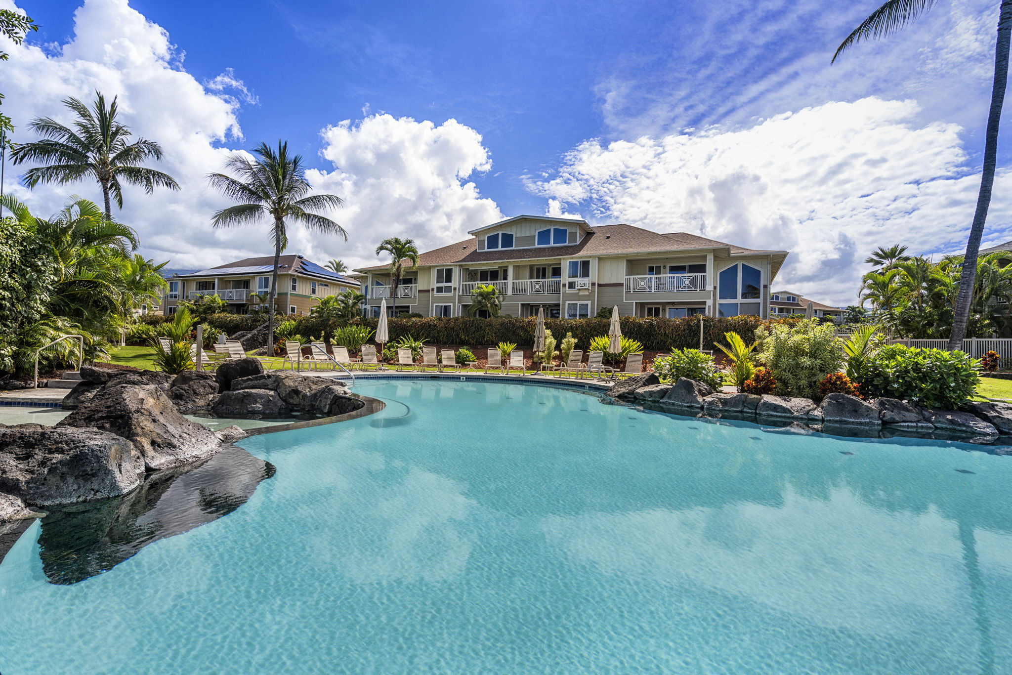 Property Photo: 75-5919 Alii Dr M3 HI 96740