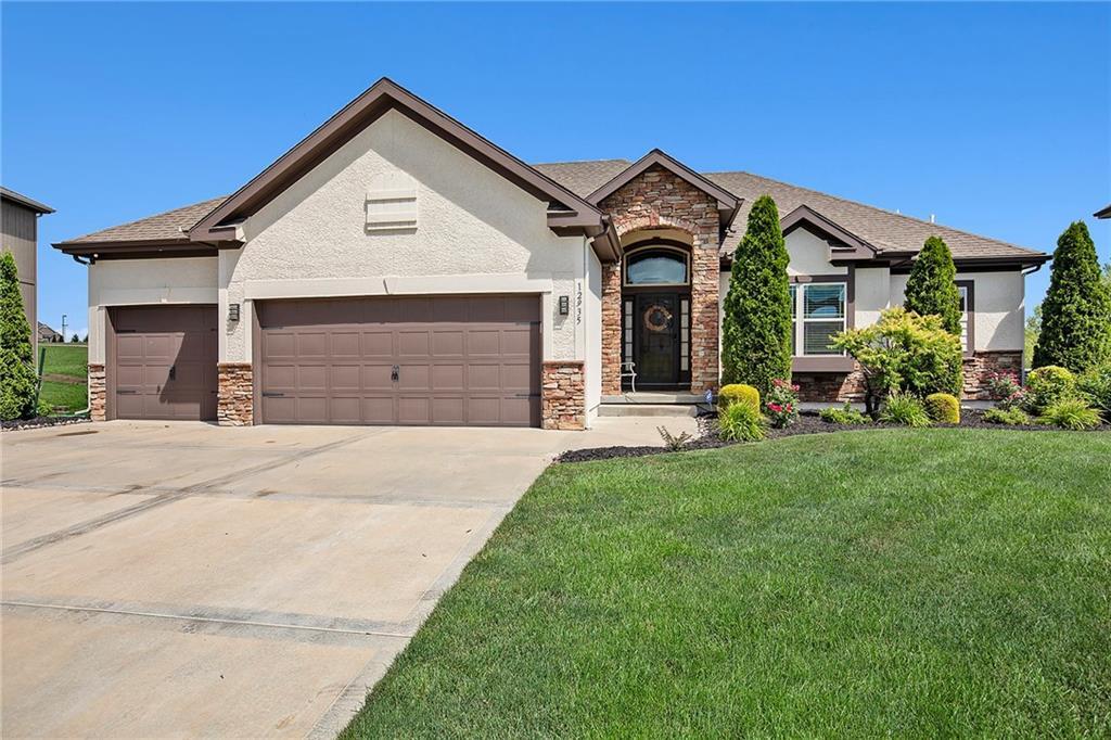 Property Photo:  12935 N Bayberry Street  MO 64079 