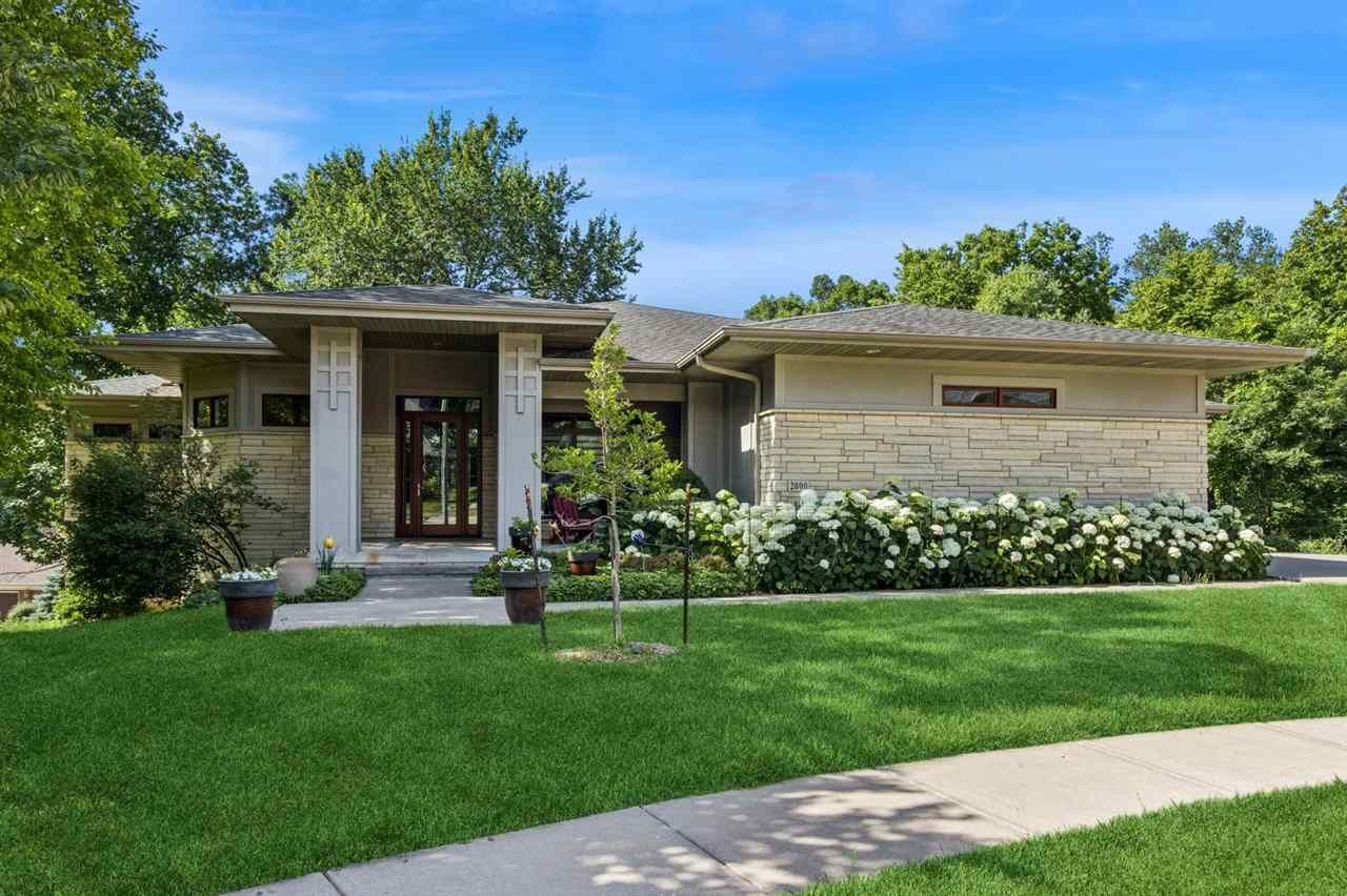 Property Photo:  2000 Forest Hill Cir  IA 52241 