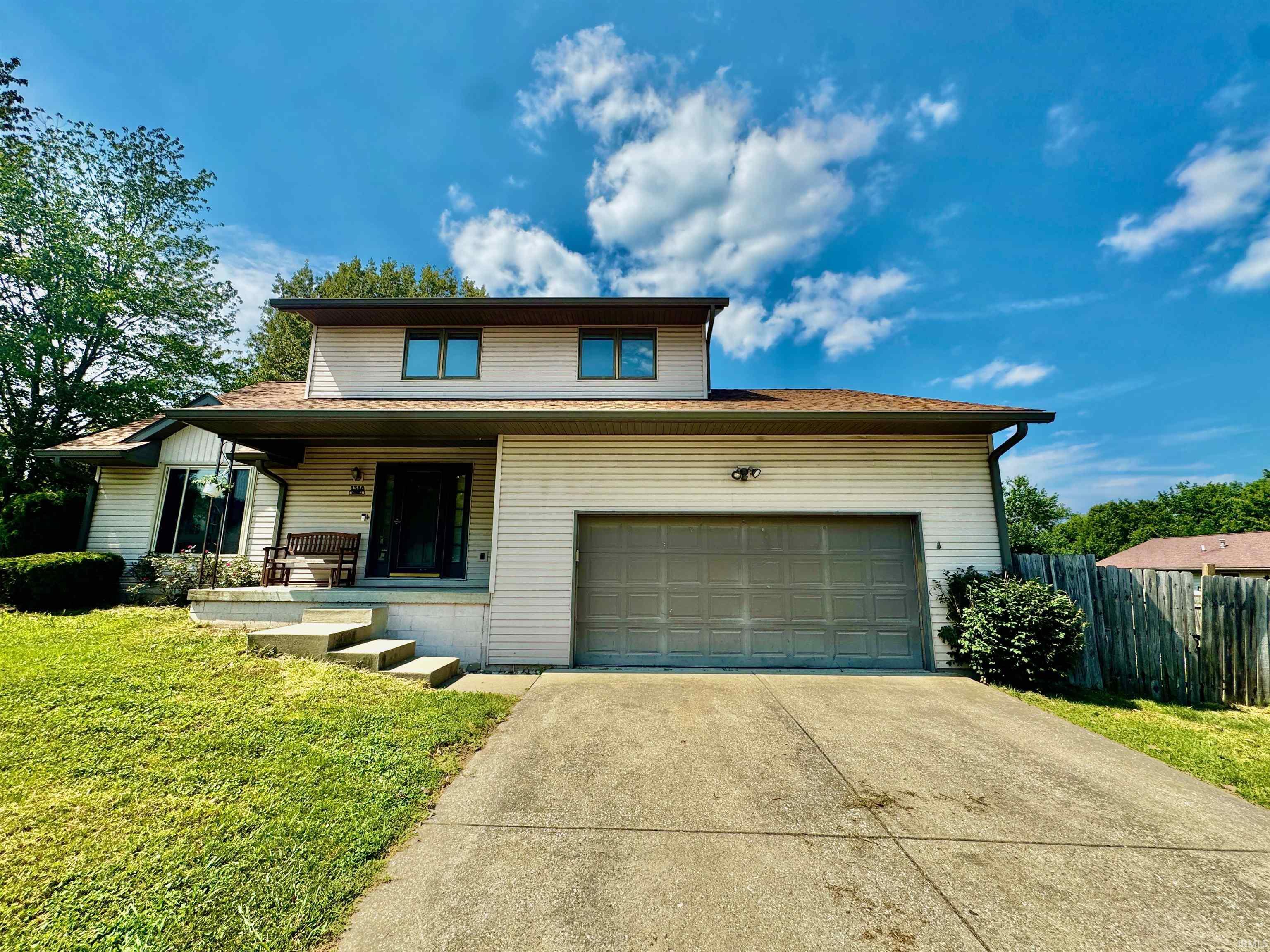 1310 W Woodhill Drive  Bloomington IN 47403 photo