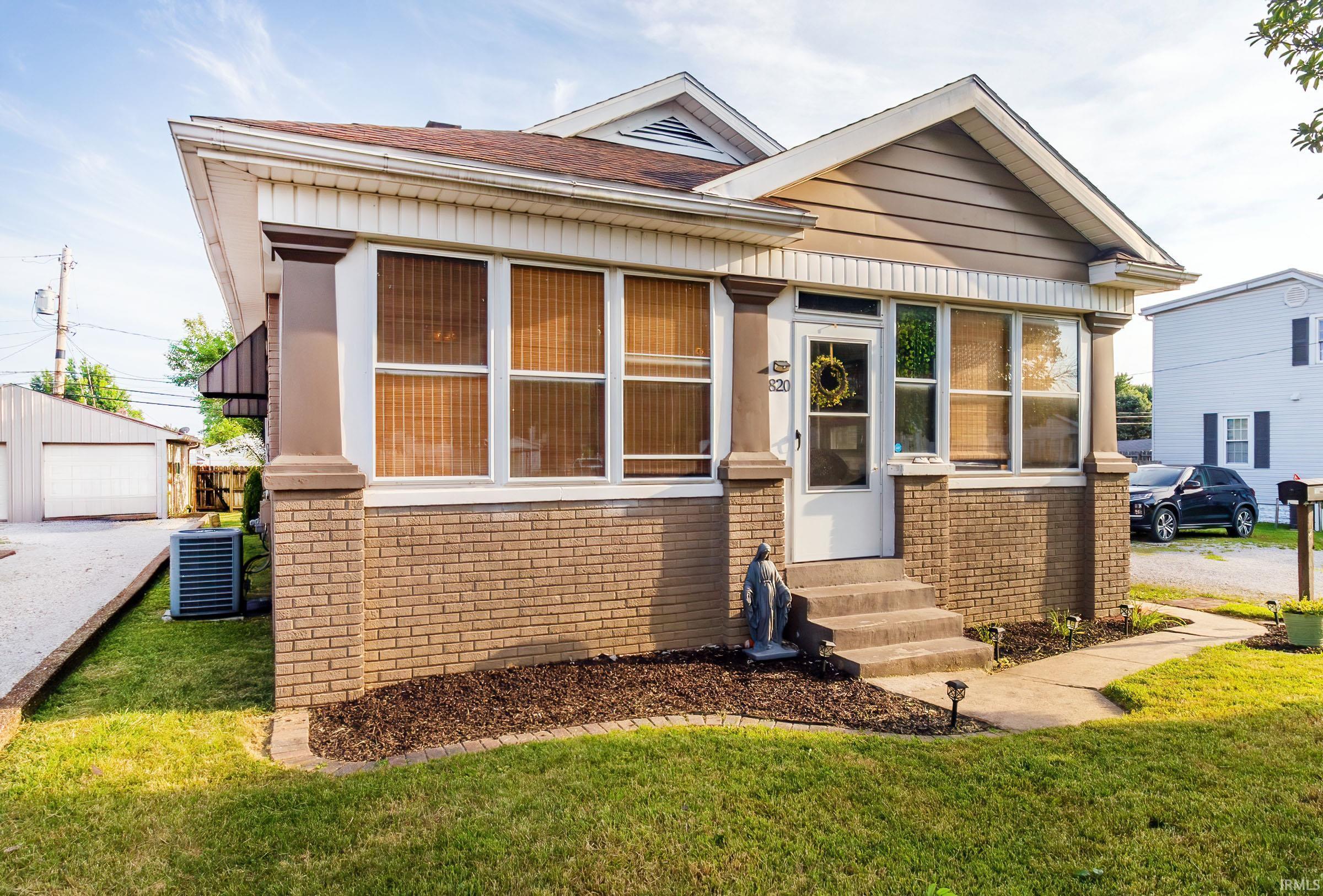 Property Photo: 820 Allens Lane IN 47710