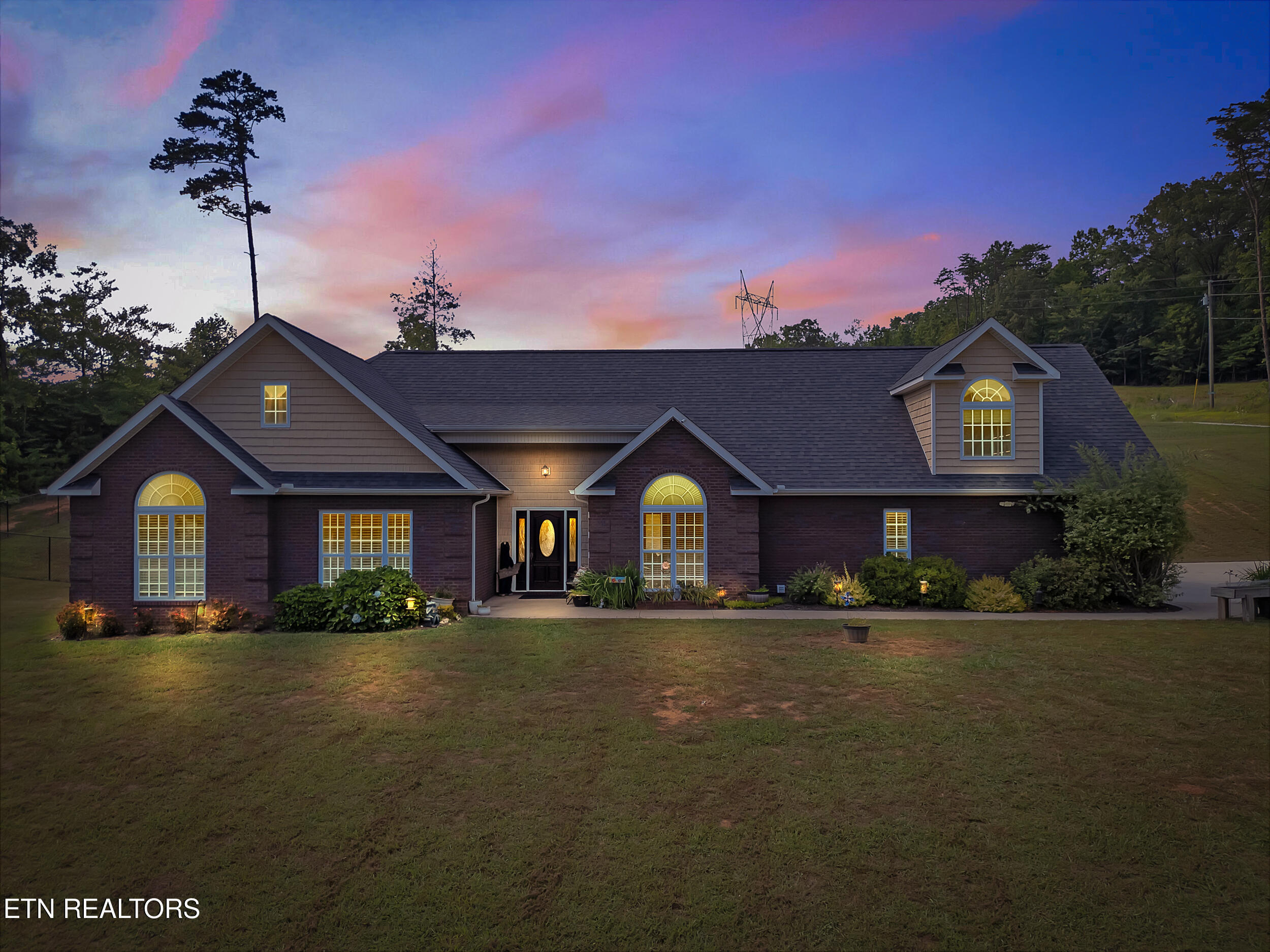 Property Photo:  5728 Hickory Valley Rd  TN 37754 