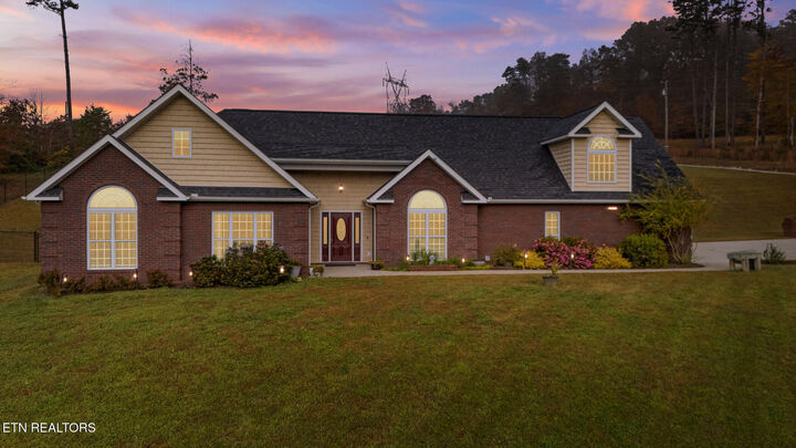 Property Photo: 5728 Hickory Valley Rd TN 37754