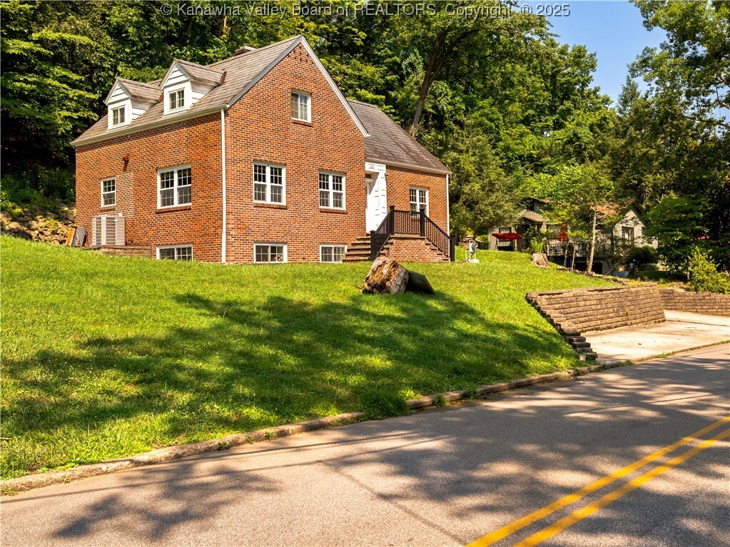 Property Photo: 1022 Montrose Drive WV 25303