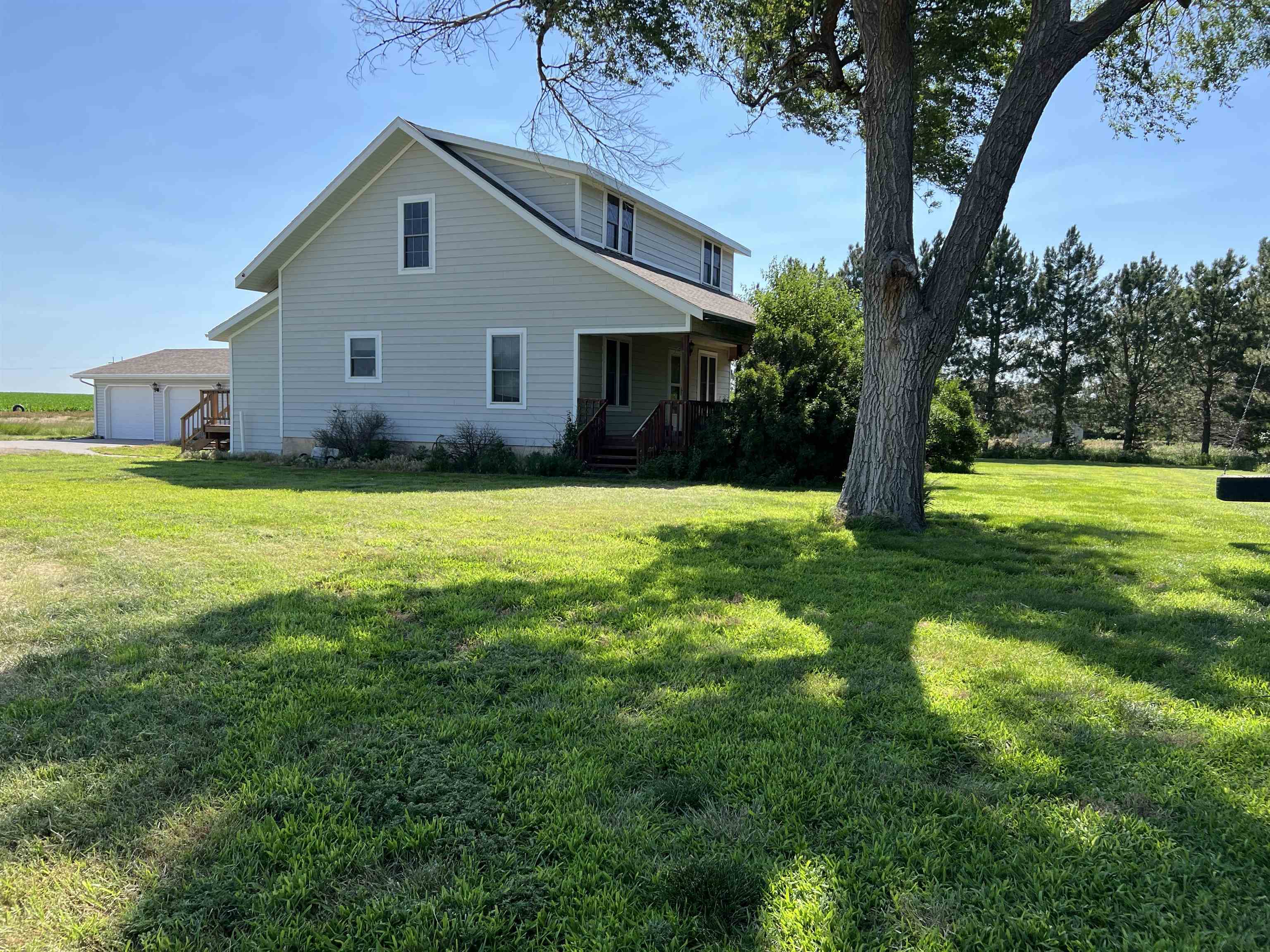 Property Photo: 40058 W Community Center Rd NE 69169