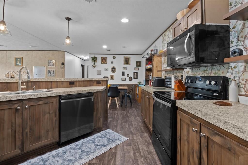 Property Photo:  6406 Fm 2251  TX 75904 