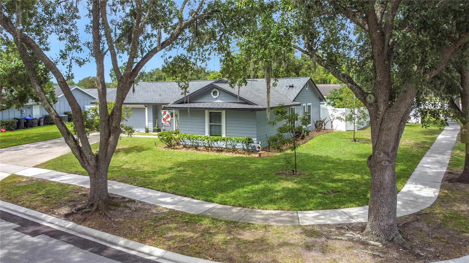 Property Photo:  4702 Hopespring Drive  FL 32829 