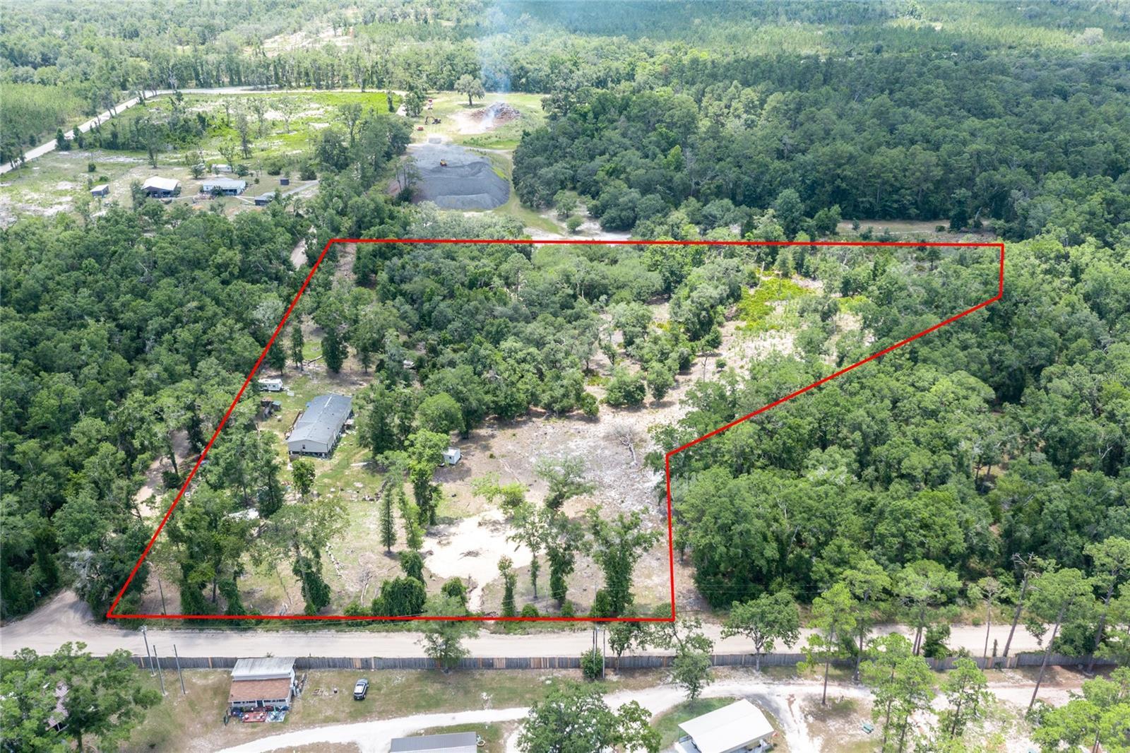 Property Photo: 506 NW Cottonfield Lane FL 32096