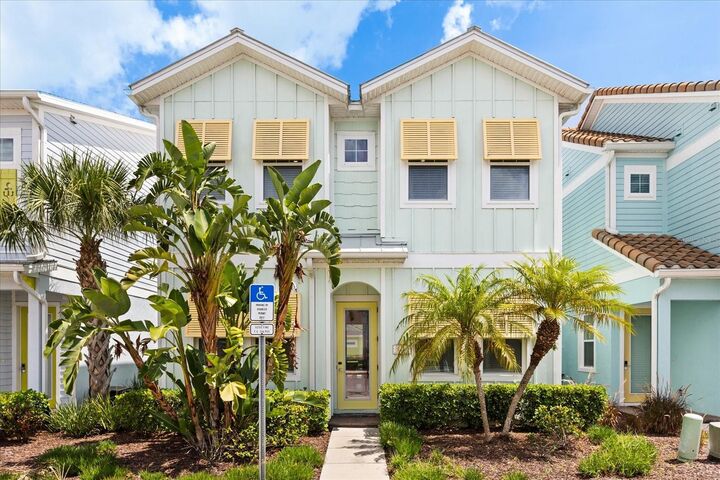 Property Photo:  8017 Sandy Toes Way  FL 34747 