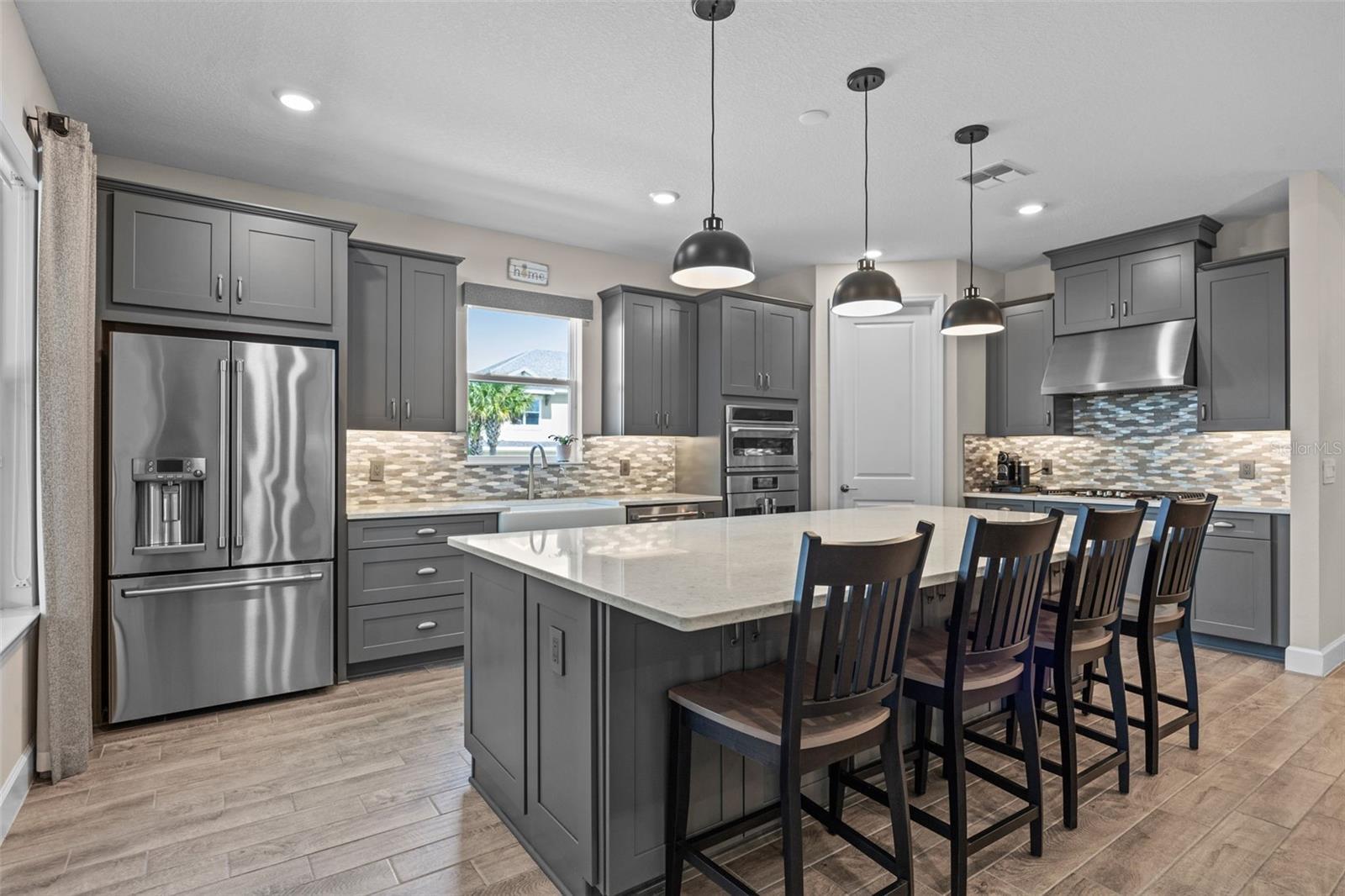 Property Photo: 1484 Osprey View Drive FL 32703