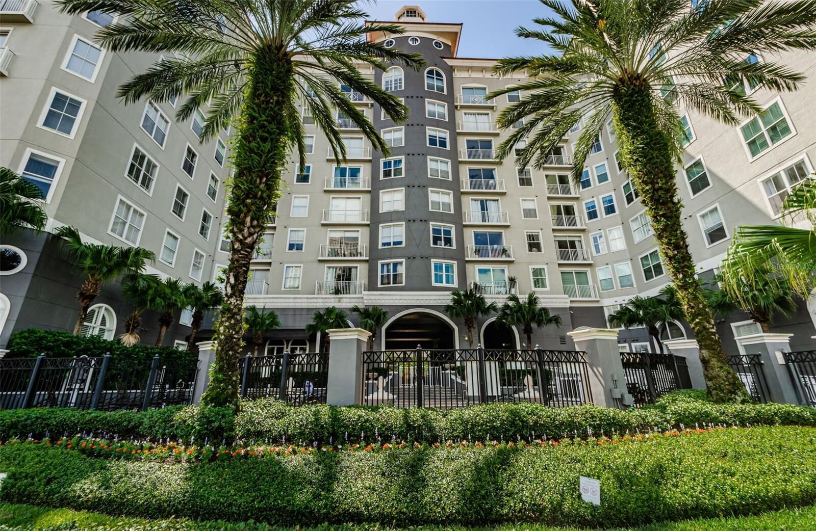 Property Photo:  700 S Harbour Island Boulevard 404  FL 33602 