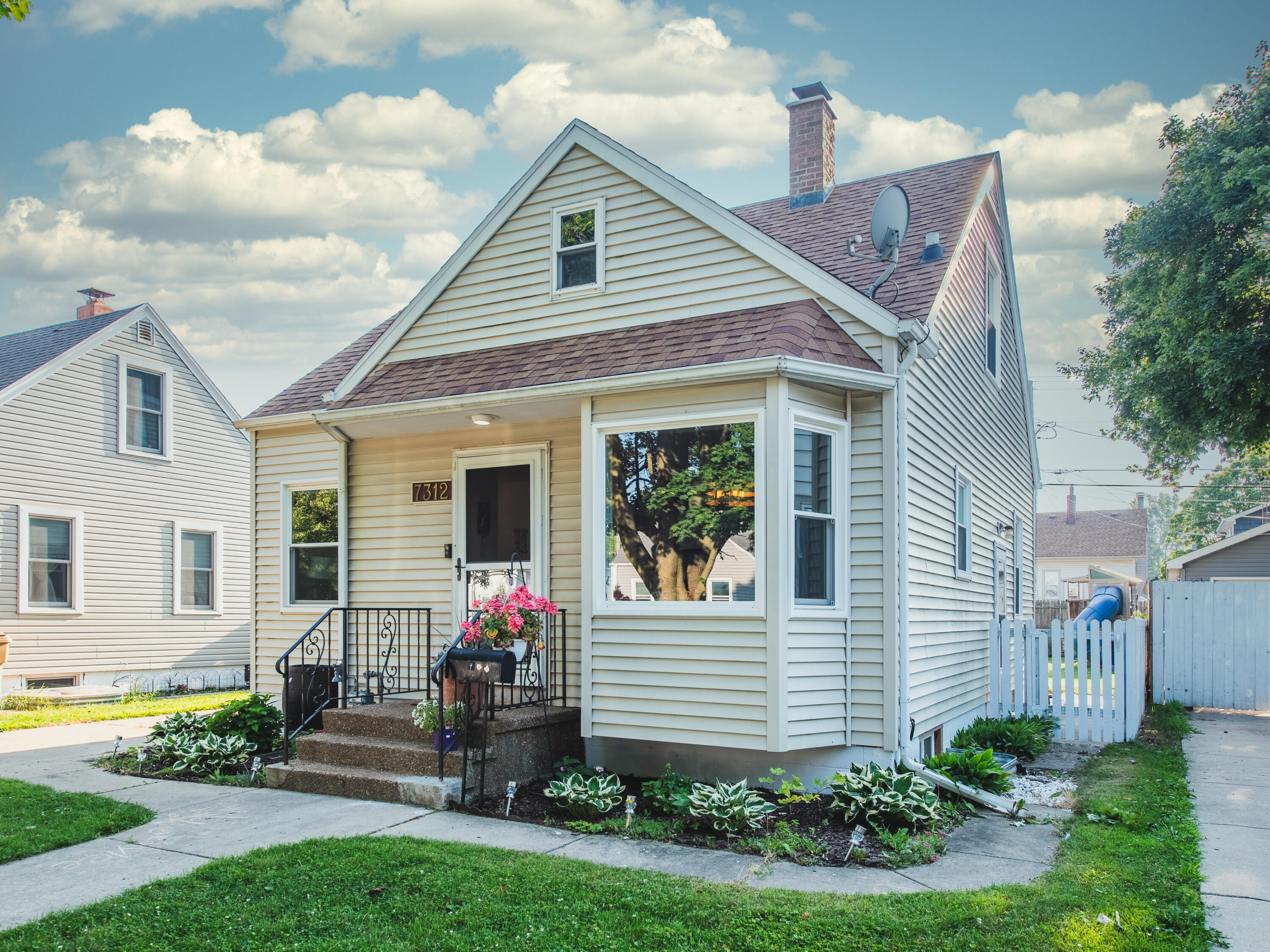 Property Photo: 7312 33rd Ave WI 53142