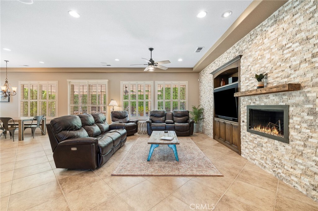Property Photo: 79787 Parkway Esplanade N CA 92253