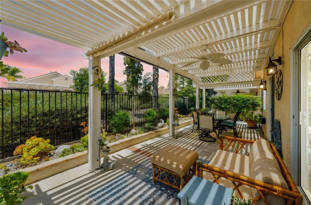 Property Photo: 23974 Via Astuto CA 92562