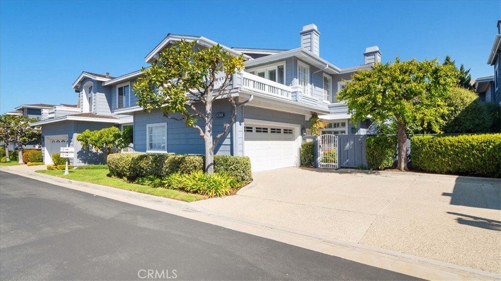 Property Photo:  3620 Daffodil Ave 31  CA 92625 