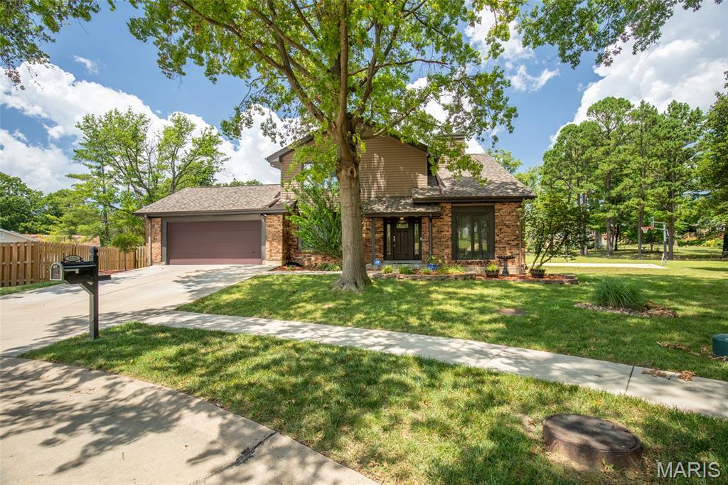 Property Photo: 5225 Hettinger Court MO 63128