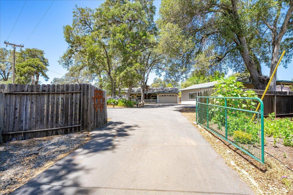 Property Photo: 4420 Panorama Drive CA 95667