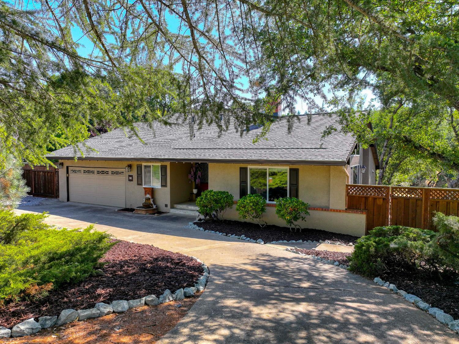 801 Stoneman Way  El Dorado Hills CA 95762 photo