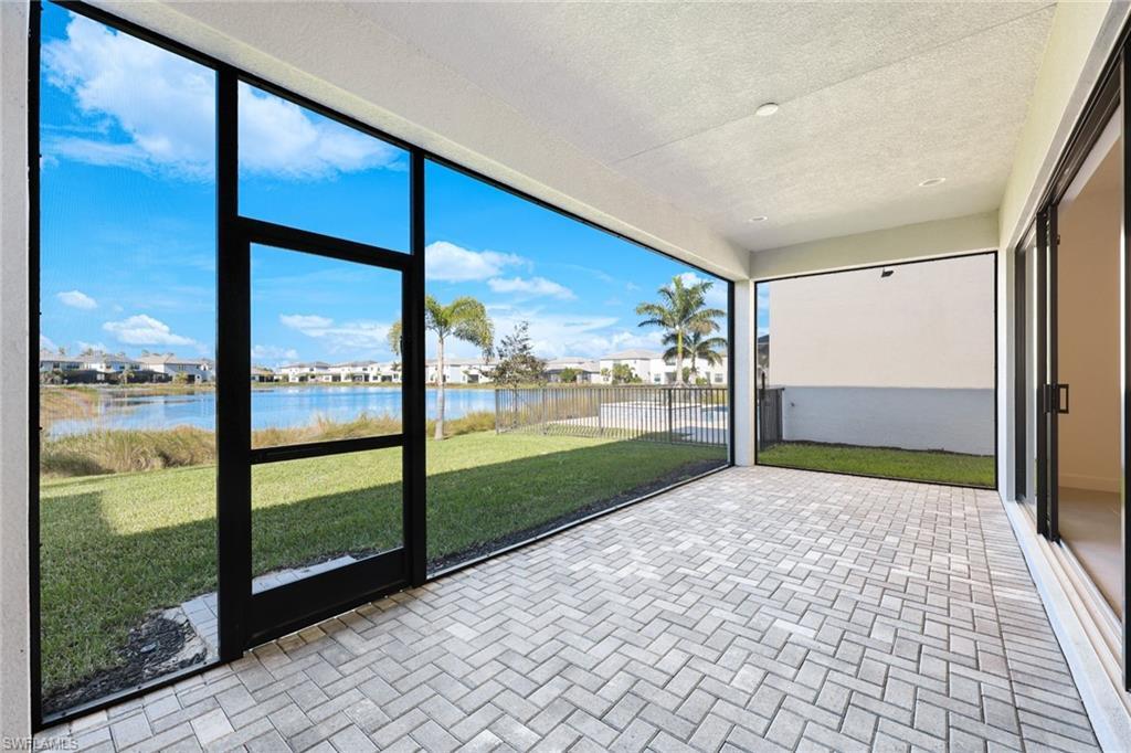 Property Photo: 12771 Woodbury Dr FL 33928