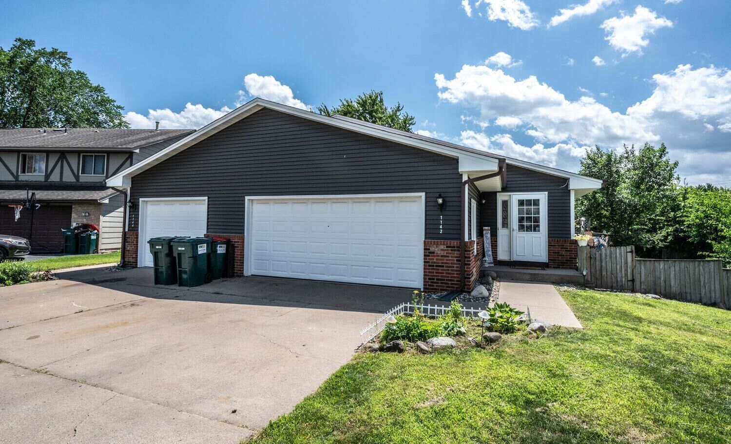 Property Photo:  1142 Cheery Lane NE  MN 55421 