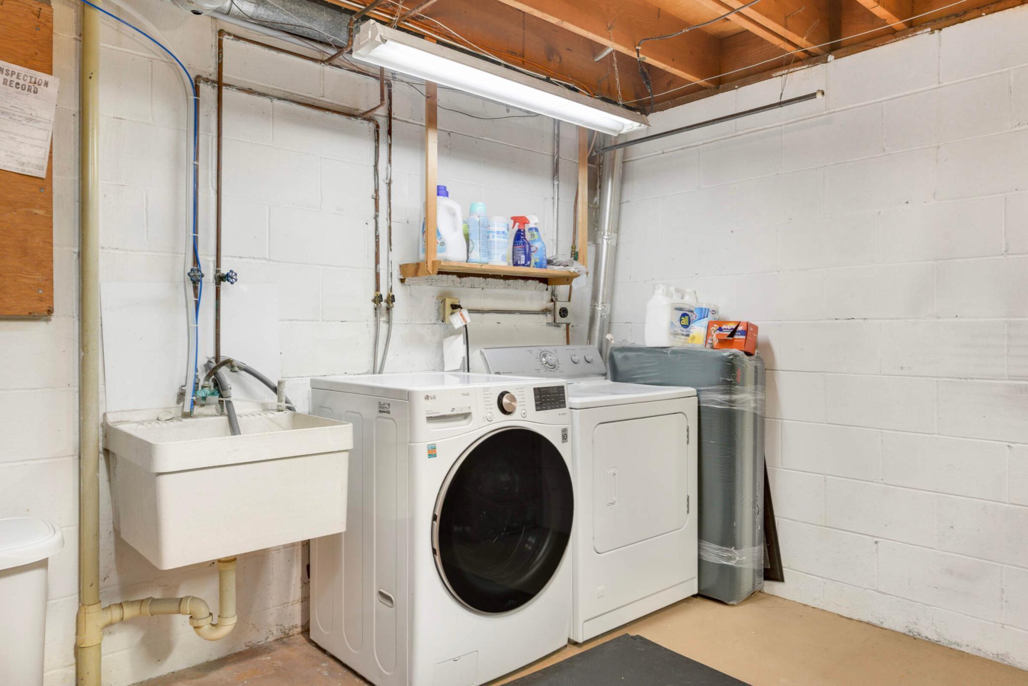 Property Photo: 11140 Abbott Lane MN 55343