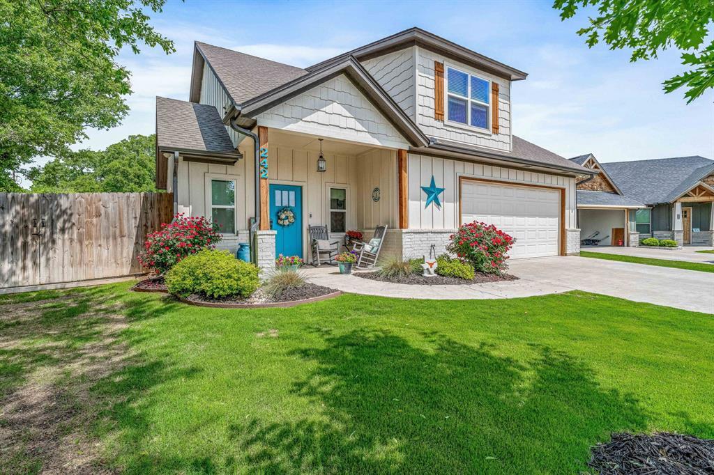 Property Photo:  242 Little Tree Court  TX 76476 