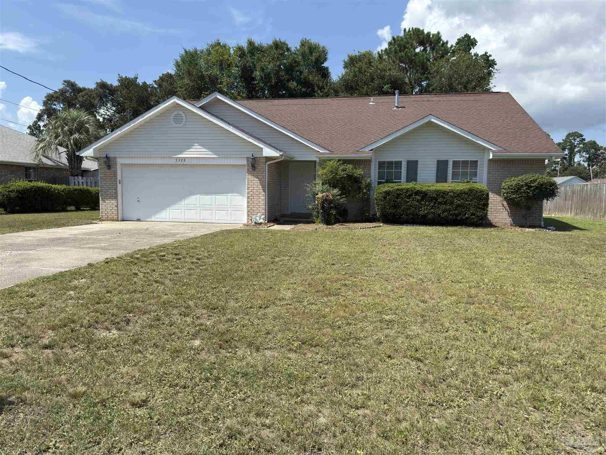 Property Photo: 3328 Marion Oaks Way FL 32507