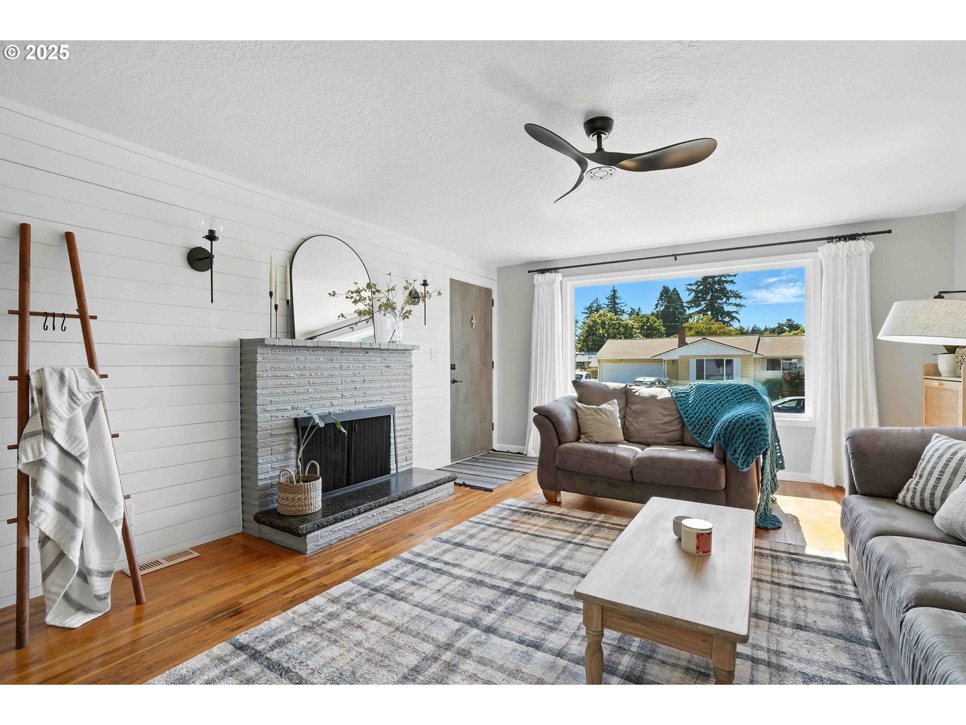 Property Photo: 3324 SE 178th Ave OR 97236