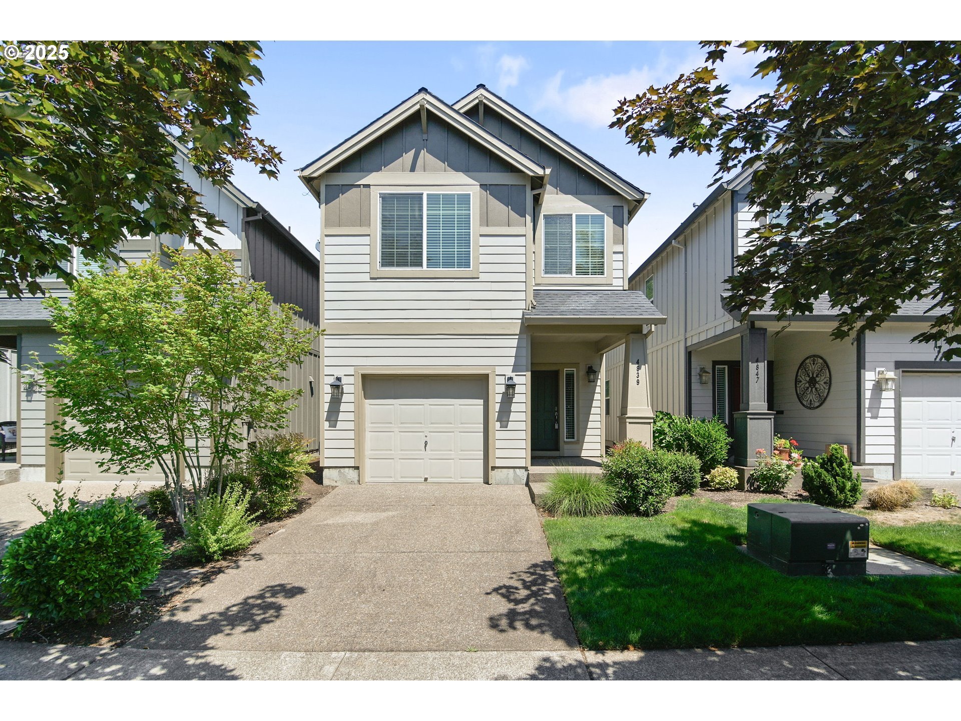 Property Photo:  4839 SE Sandalwood St  OR 97123 