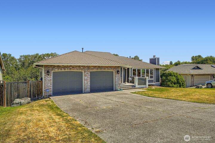 Property Photo: 1723 26th Street Pl SW WA 98371