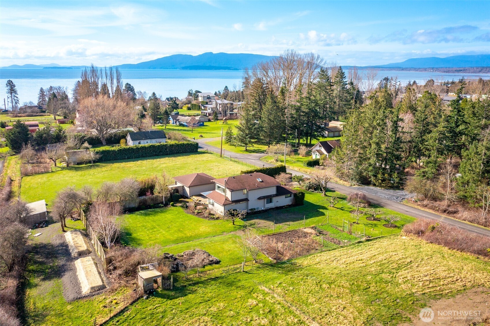 Property Photo: 3884 Fort Bellingham Road WA 98225