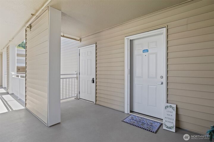 Property Photo:  17432  Bothell Way NE B302  WA 98011 