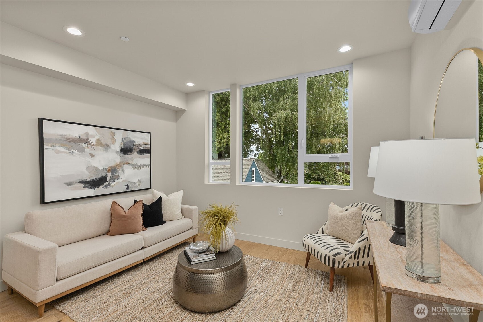 Property Photo: 1106 C 34th Avenue WA 98122