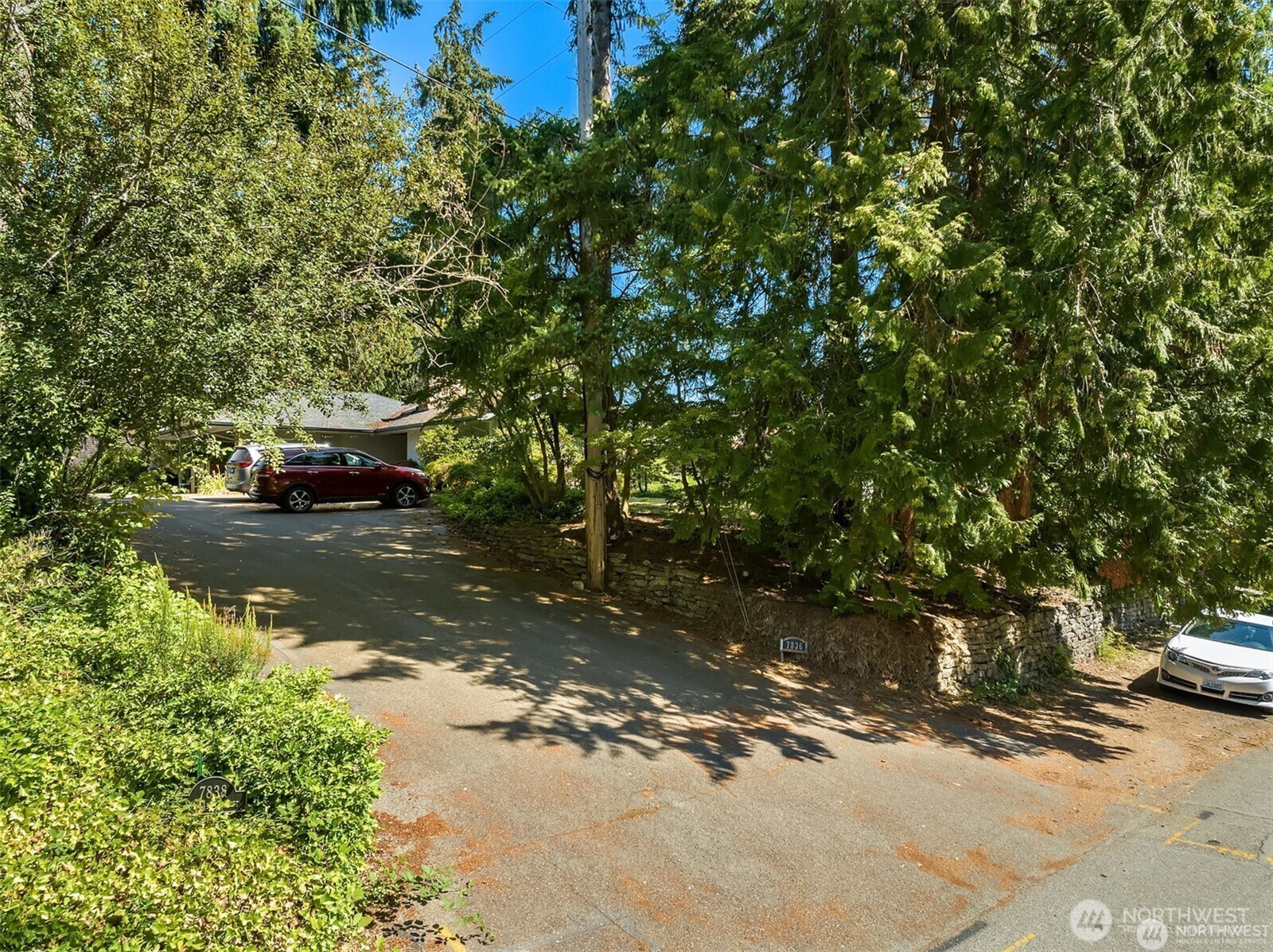 Property Photo: 7836 NE 14th Street WA 98039