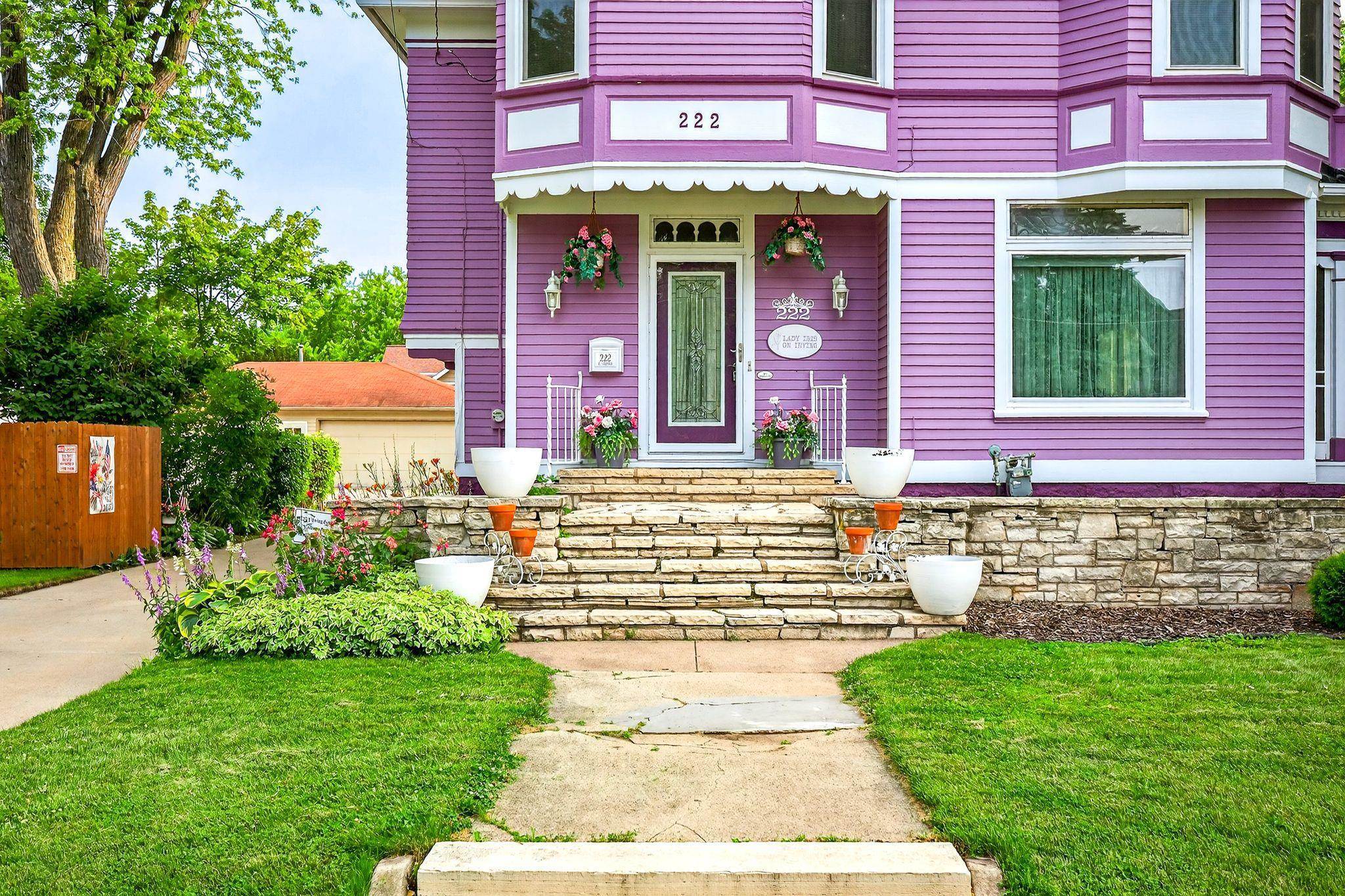 Property Photo: 222 E Irving Avenue WI 54901-4515