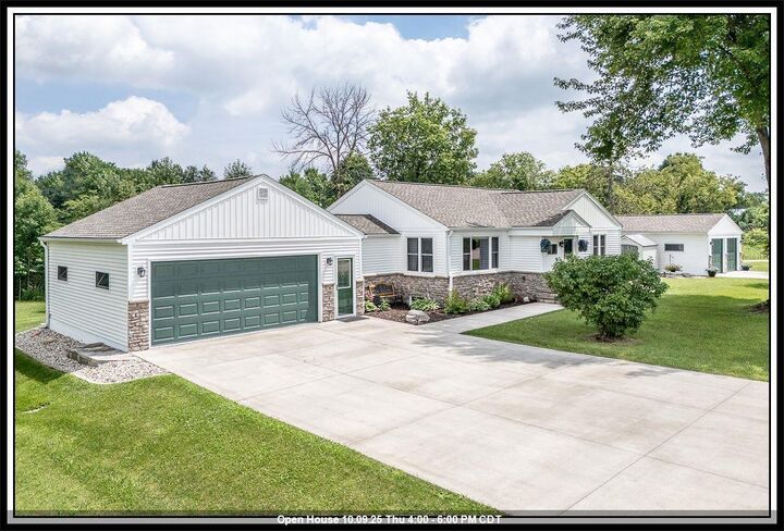 N2742 Givens Road  Hortonville WI 54944-9306 photo