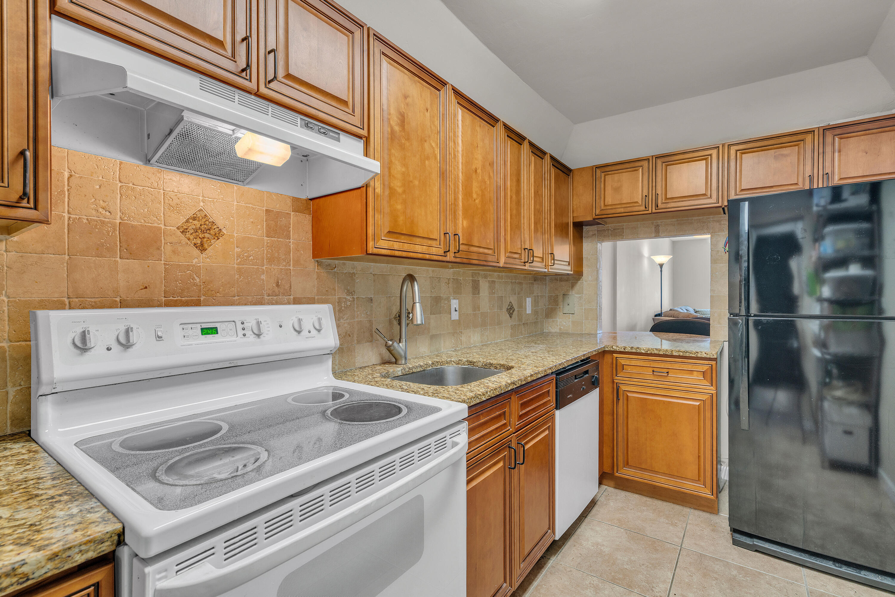 Property Photo: 4500 N Federal Highway 319C FL 33064