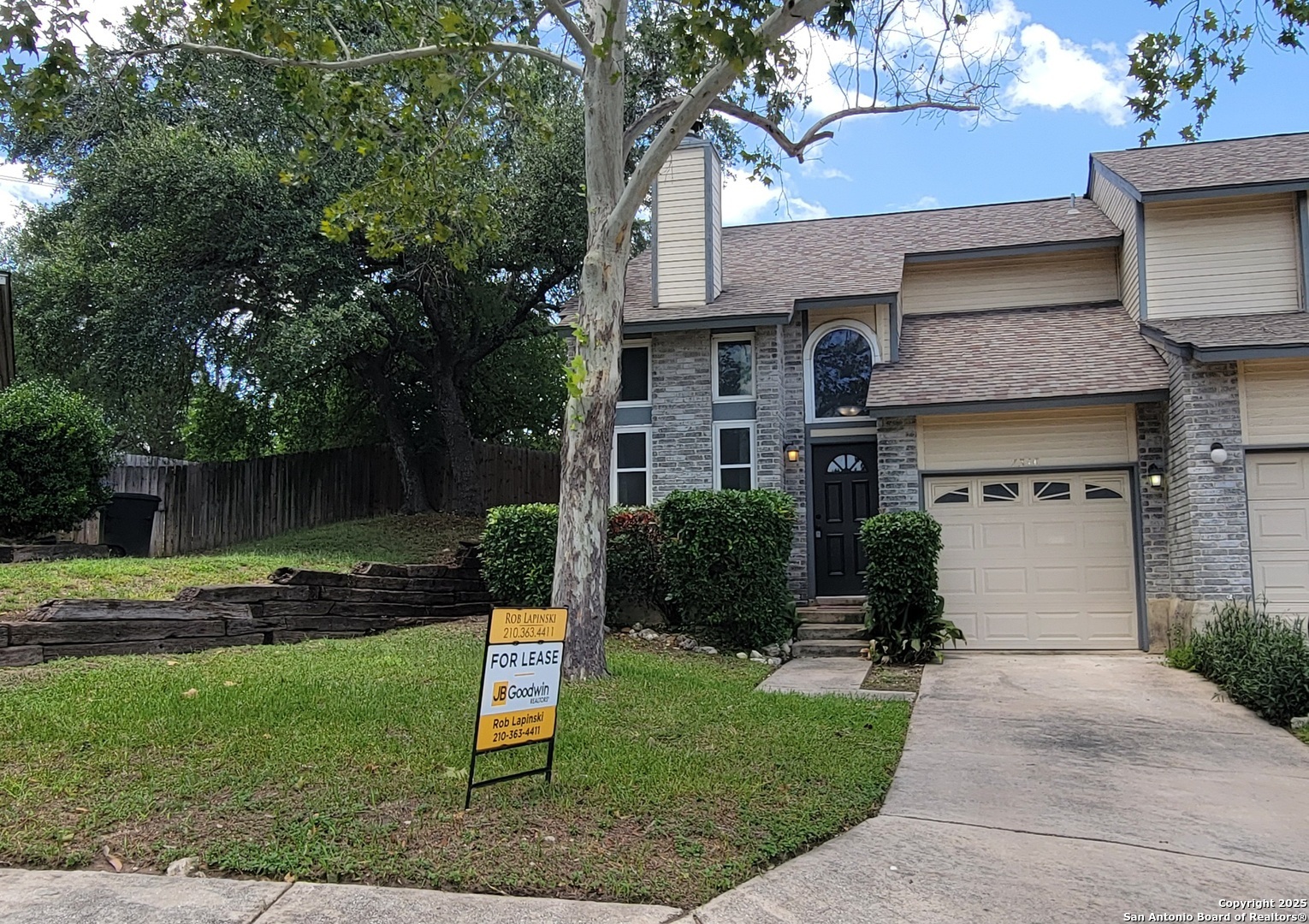 Property Photo: 7316 Trail Xing TX 78250