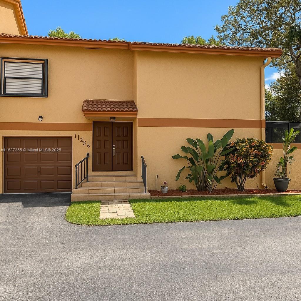 Property Photo: 11236 SW 11 St FL 33025
