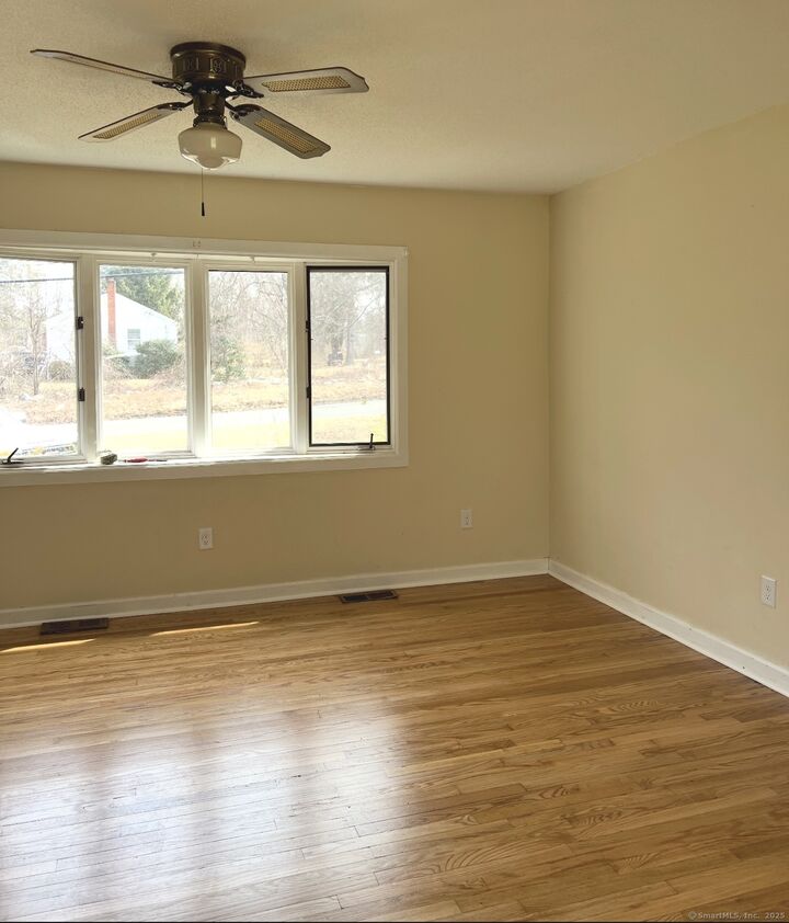 Property Photo:  119 Fairwood Road  CT 06524 