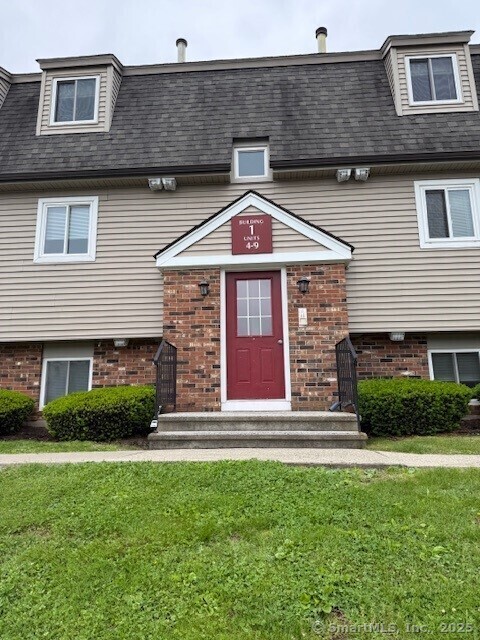 Property Photo: 6 Evergreene 6 CT 06492