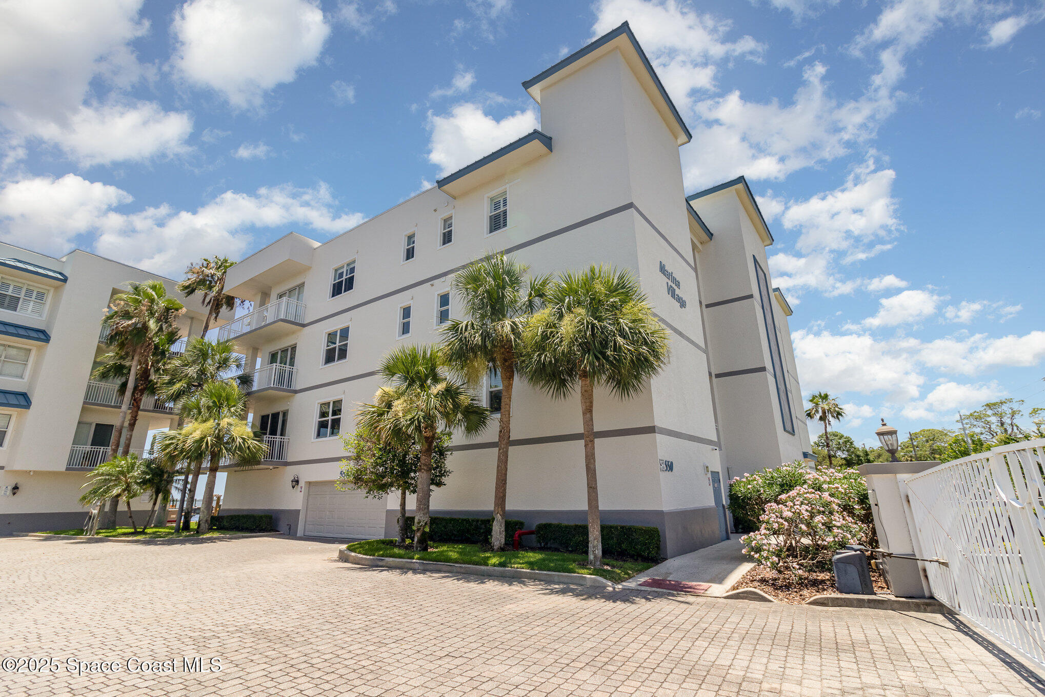 Property Photo:  550 S Banana River Drive  FL 32952 