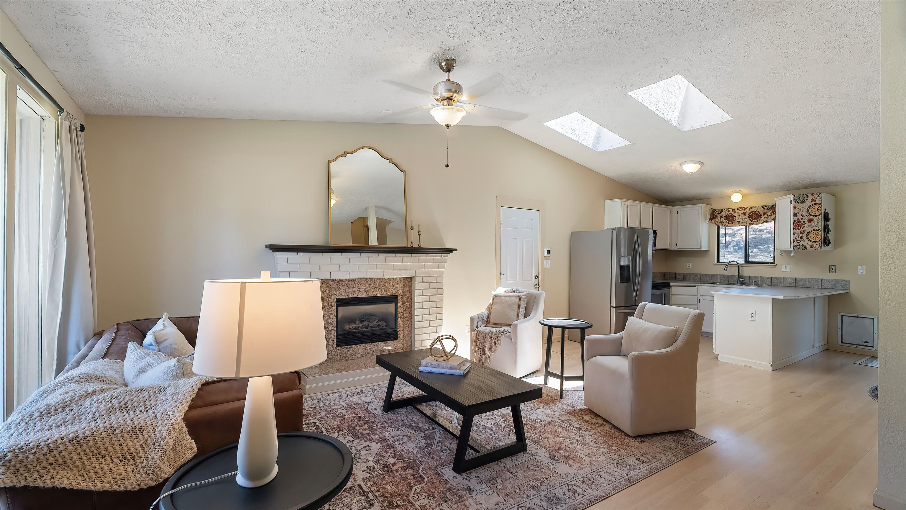 Property Photo: 5623 W Lyons Ct WA 99208