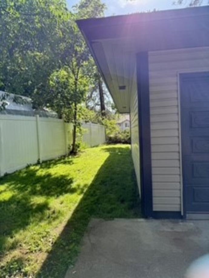 Property Photo: 11315 N Madison St WA 99218